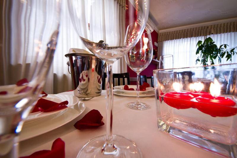 Hotel Corona Тирано Екстериор снимка
